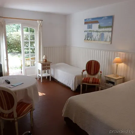 Les Gollandieres Hotel 3*