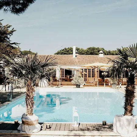 Ξενοδοχείο Les Gollandieres 3*