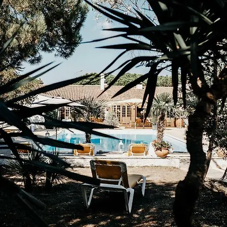 Les Gollandieres Hotel
